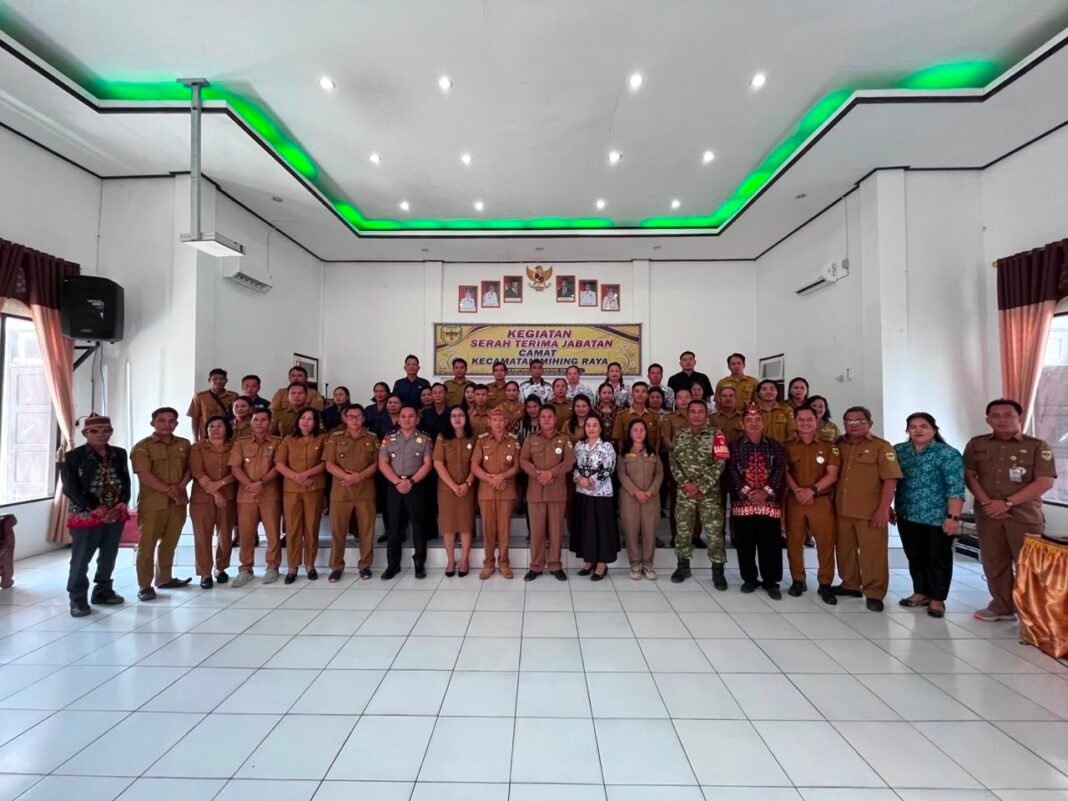 Penyampaian Jabatan Camat Baru Mihing Raya Dihadiri TNI