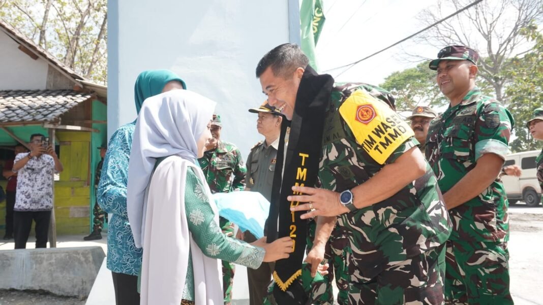 Rasa Syukur Dalam Penyambutan Ketua Tim Wasev TMMD 129 di Tlemang