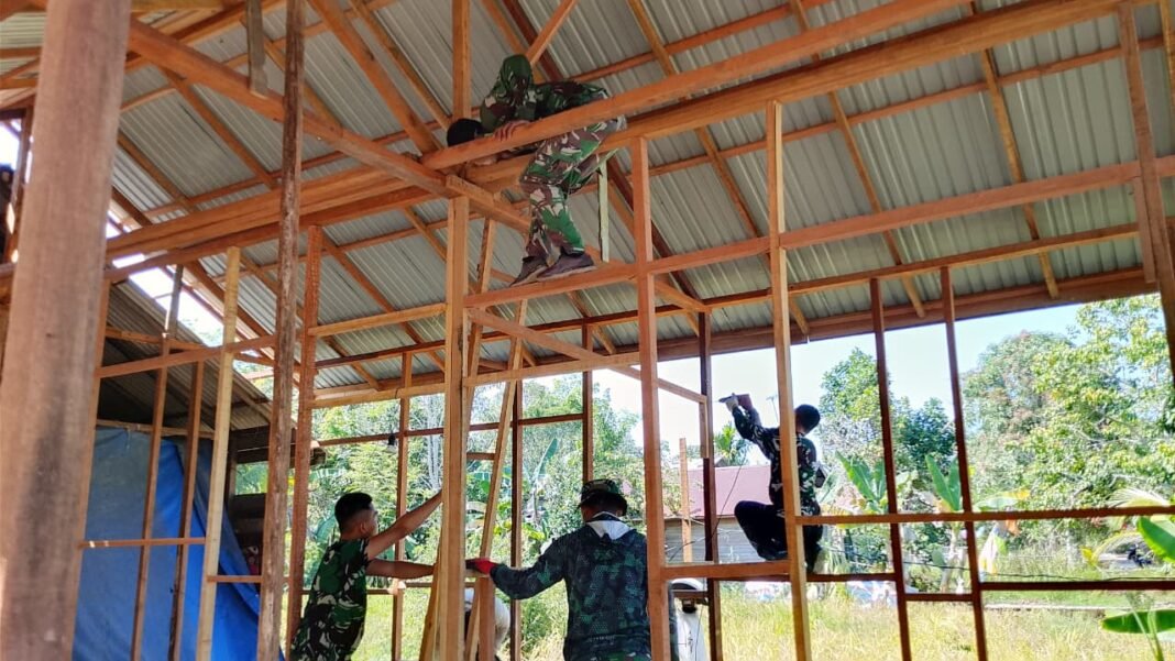 Peran Aktif Satgas TMMD dalam Mewujudkan Rumah Layak Huni