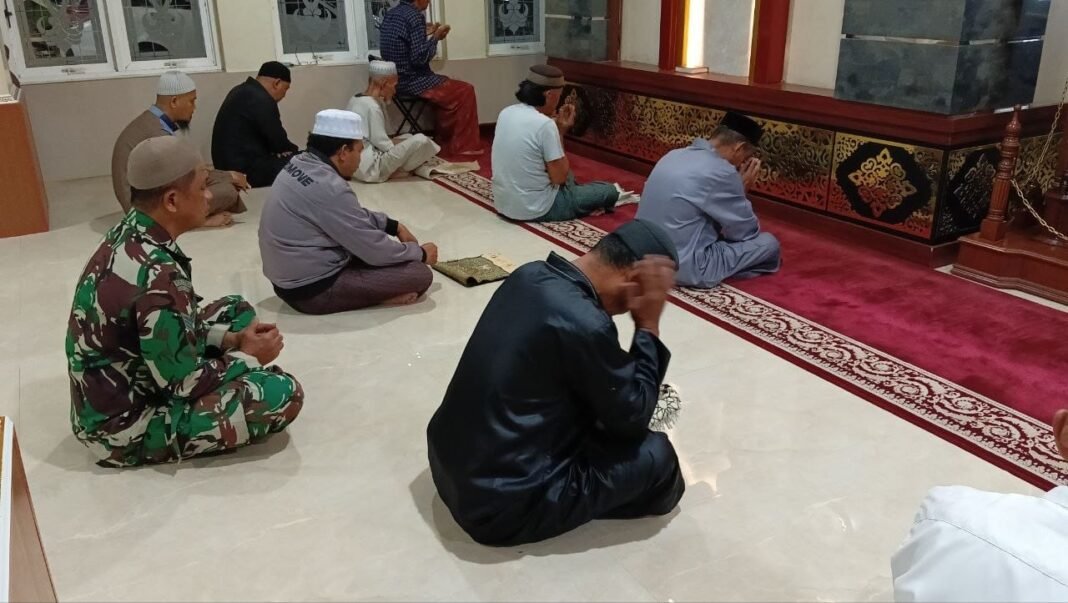 Safari Subuh di Sidrap: Cara TNI Perkuat Silaturahmi dan Serap Aspirasi Masyarakat