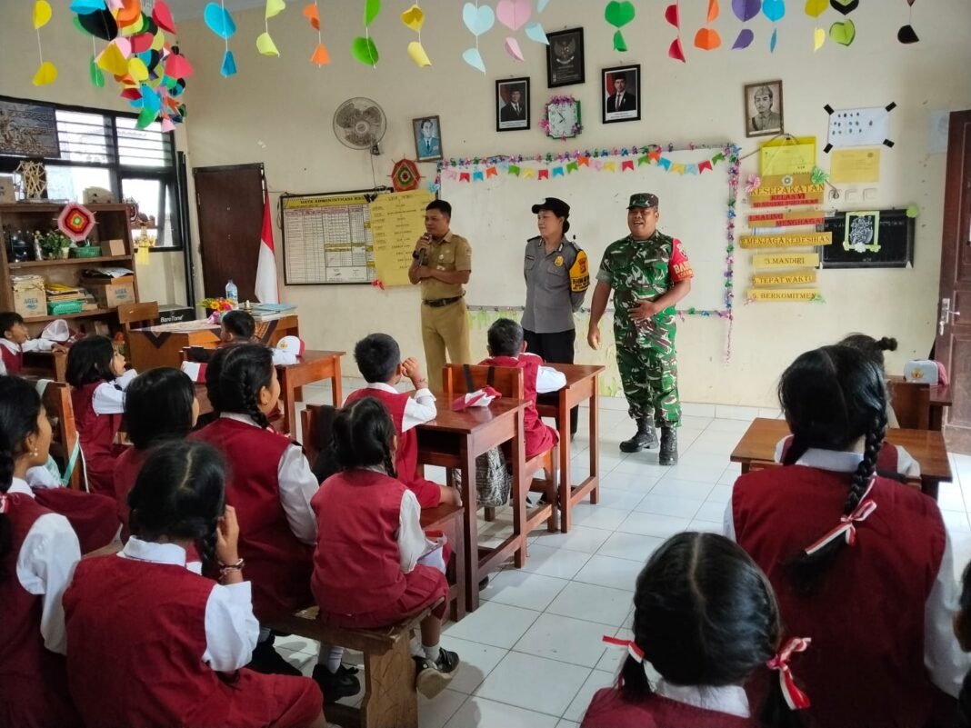 Babinsa Koramil Banjarangkan Perkuat Karakter Generasi Muda Melalui Edukasi di SDN 3 Getakan