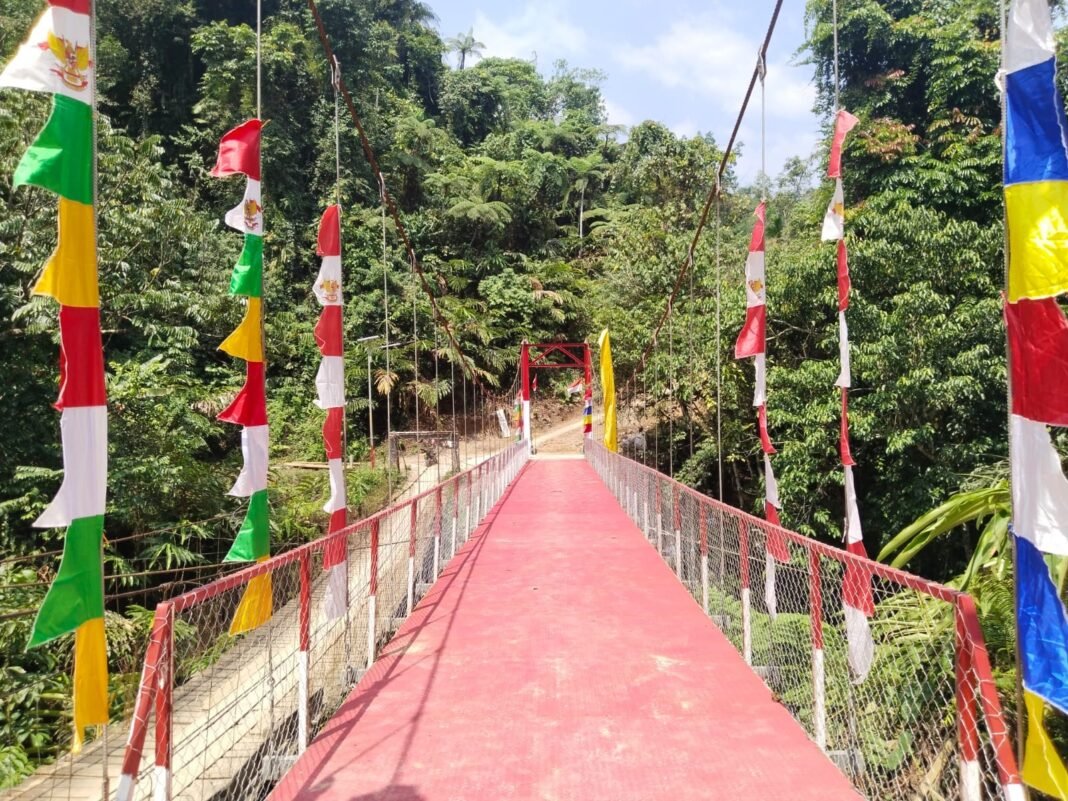 Penyelesaian Jembatan Gantung Garuda Jadi Momentum Peningkatan Ekonomi Warga Nasal