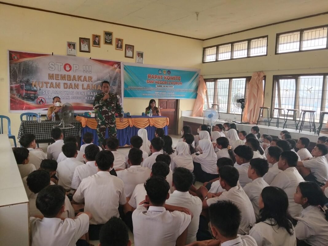 Edukasi Lingkungan oleh Babinsa dan Mabesad kepada Siswa SMP