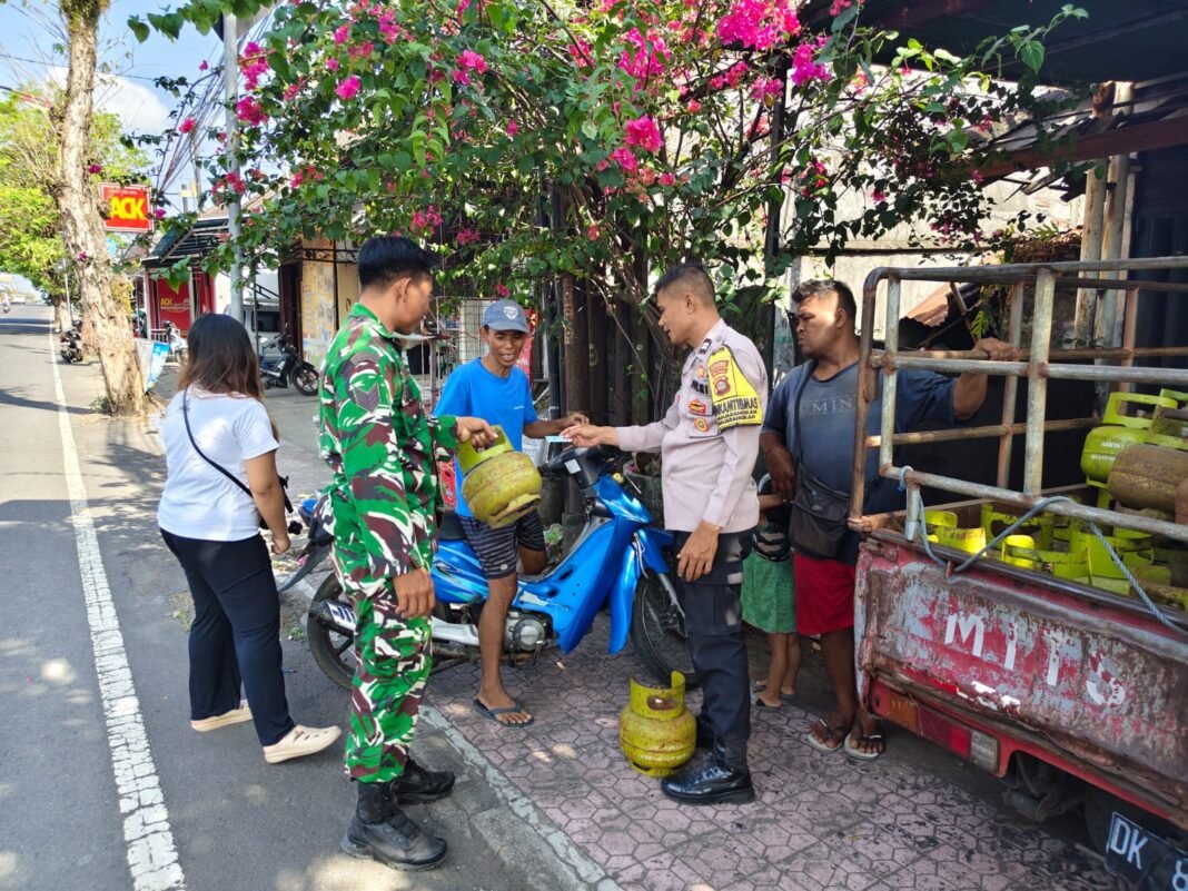 Pasar Murah Gas LPG 3 Kg: Babinsa Banjarangkan Siap Mendampingi