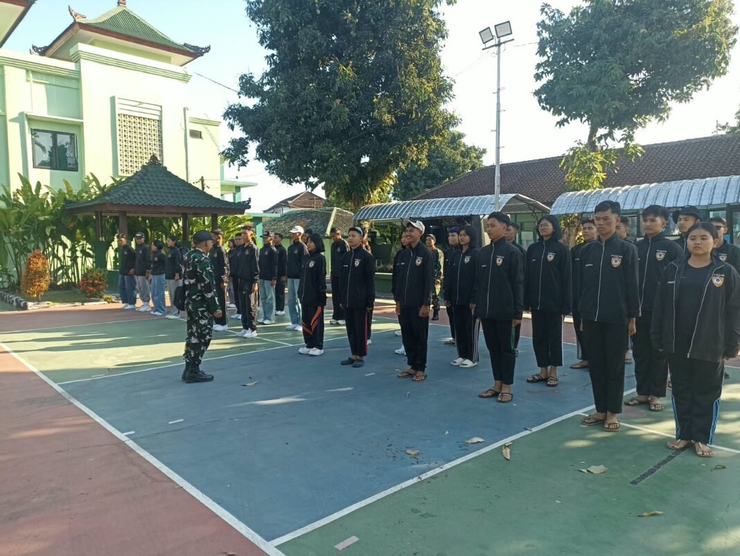 Kapten Cba Nyoman Lepas Kontingen Klungkung dalam Lomba PBB TNI