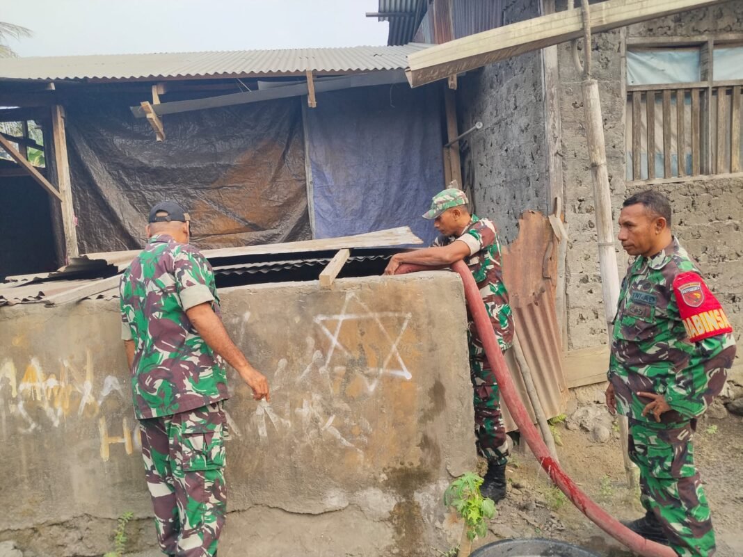 Tindak Lanjut Kemarau, Kodim 1508/Tobelo Distribusikan Air Bersih kepada Warga