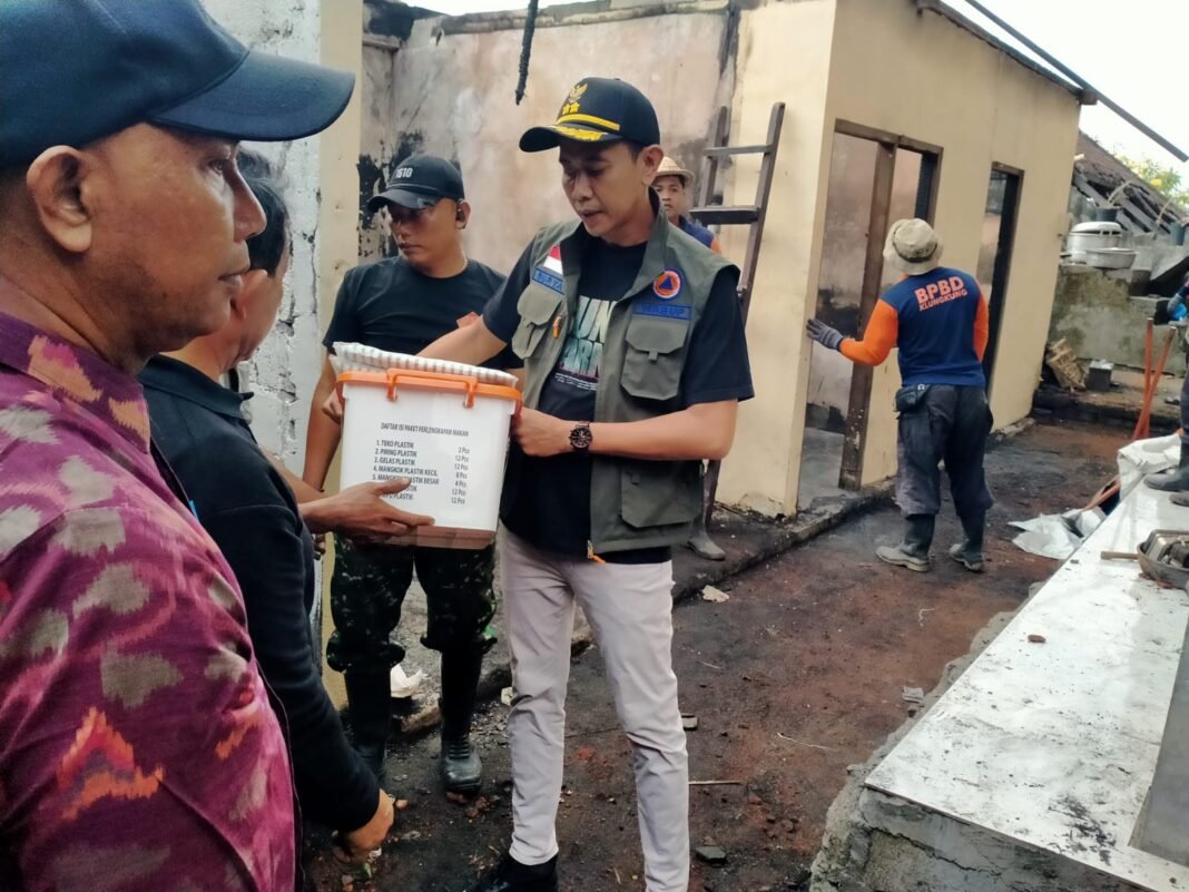 Solidaritas TNI dalam Bencana, Dandim Klungkung Pimpin Aksi Bersih Pasca Kebakaran