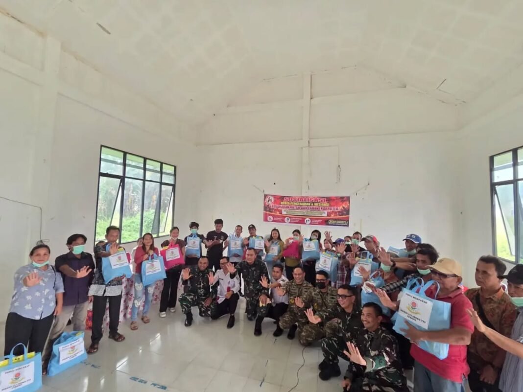 Perwira Sesko TNI Beri Edukasi Bahaya Karhutla dan Bantuan di Mempawah