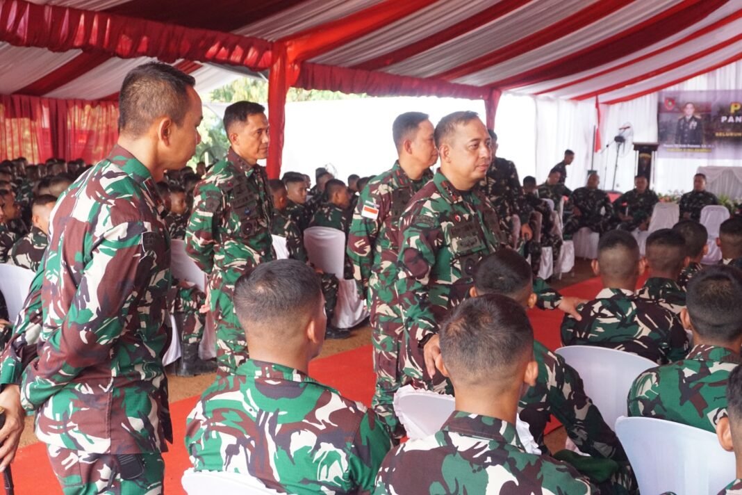 Pastikan Kesiapan Satgas Perbatasan, Pangdam VI/Mulawarman Sambangi Yonif 881/Baratama Dharma