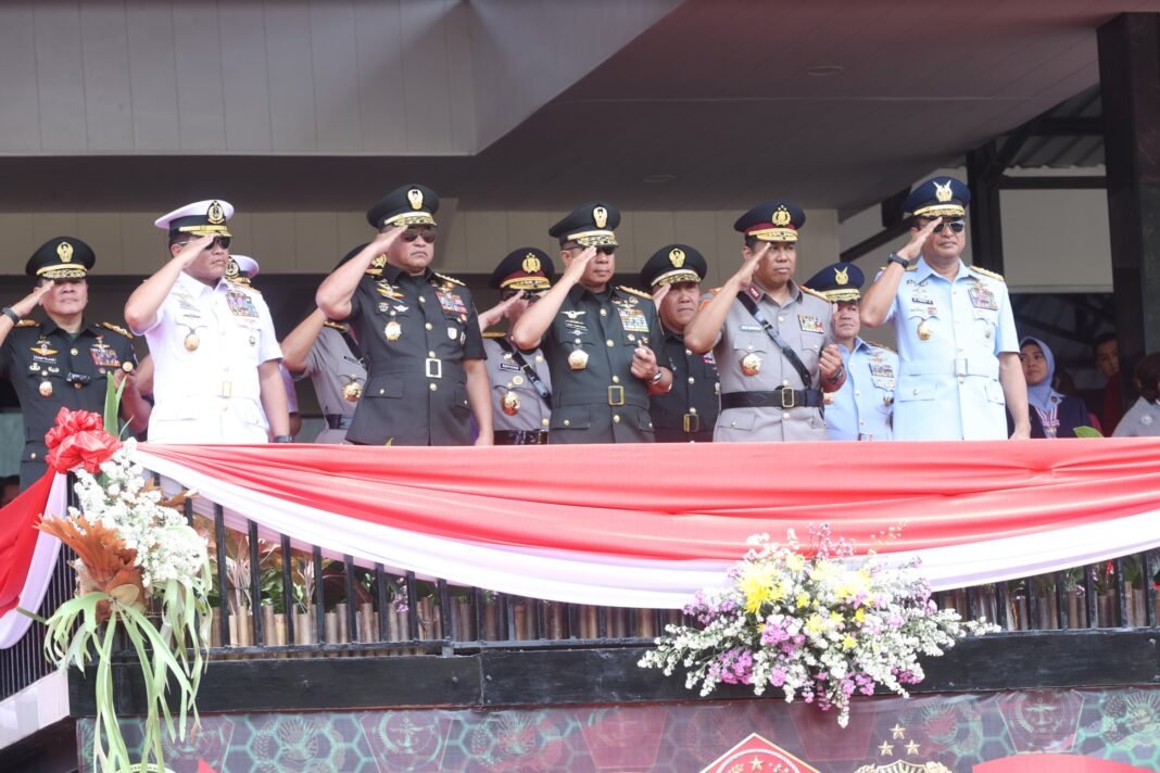 1.944 Prajurit TNI-Polri Resmi Gelar Wisuda di Magelang