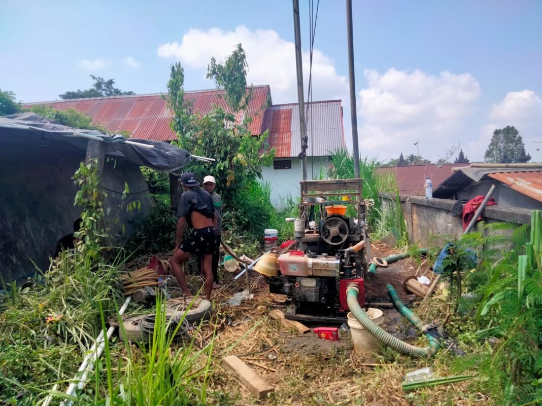 Babinsa Desa Sulahan Laksanakan Pemantauan Sumur Bor