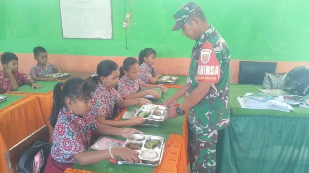 Kesadaran Gizi Masyarakat, Babinsa Kodim 1420/Sidrap Dukung Makan Bergizi Gratis