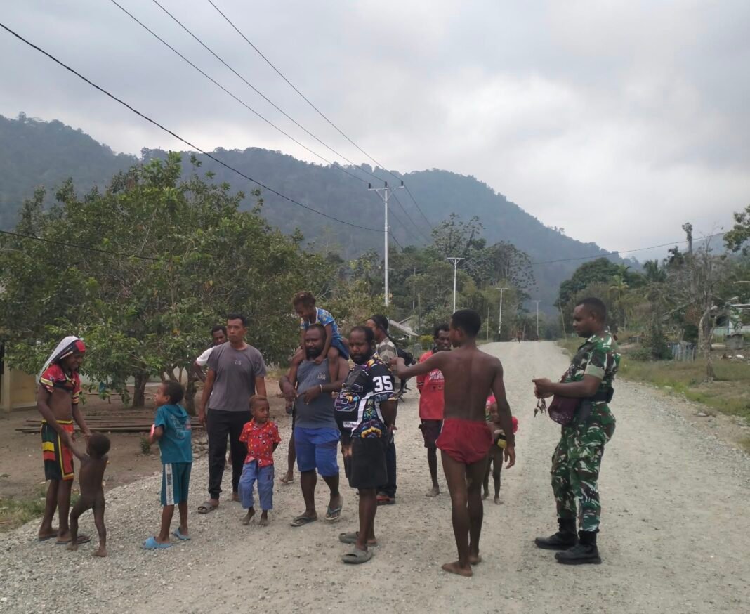 Danramil Ransiki Bertemu Masyarakat Kampung Yamboi Jelang TMMD ke-130