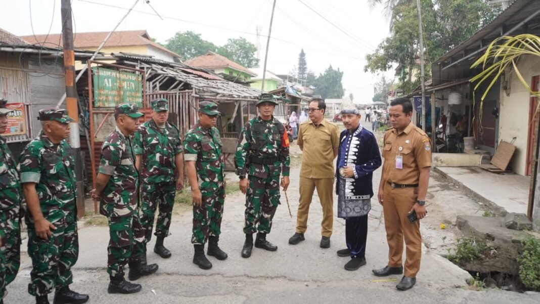 Kasrem 052/Wkr dan Tim Tinjau Lokasi Pembangunan TMMD di Desa Sumur Bandung