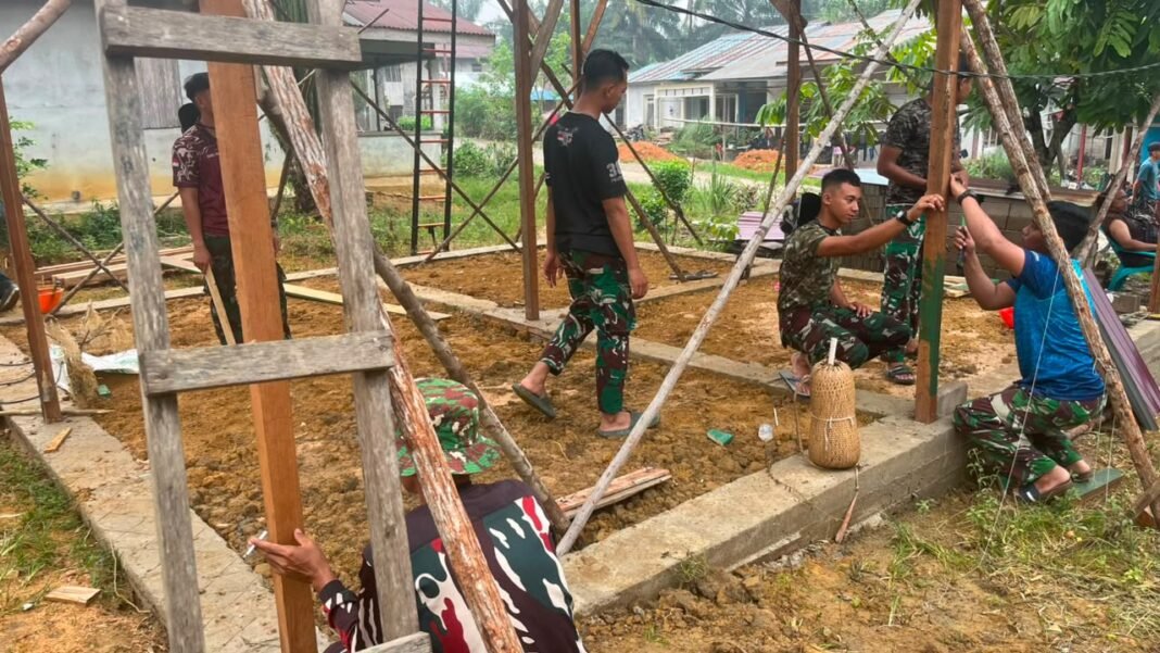 Pembangunan Rumah Bu Suhanim dan Kebaikan TNI Melalui TMMD Ke-130