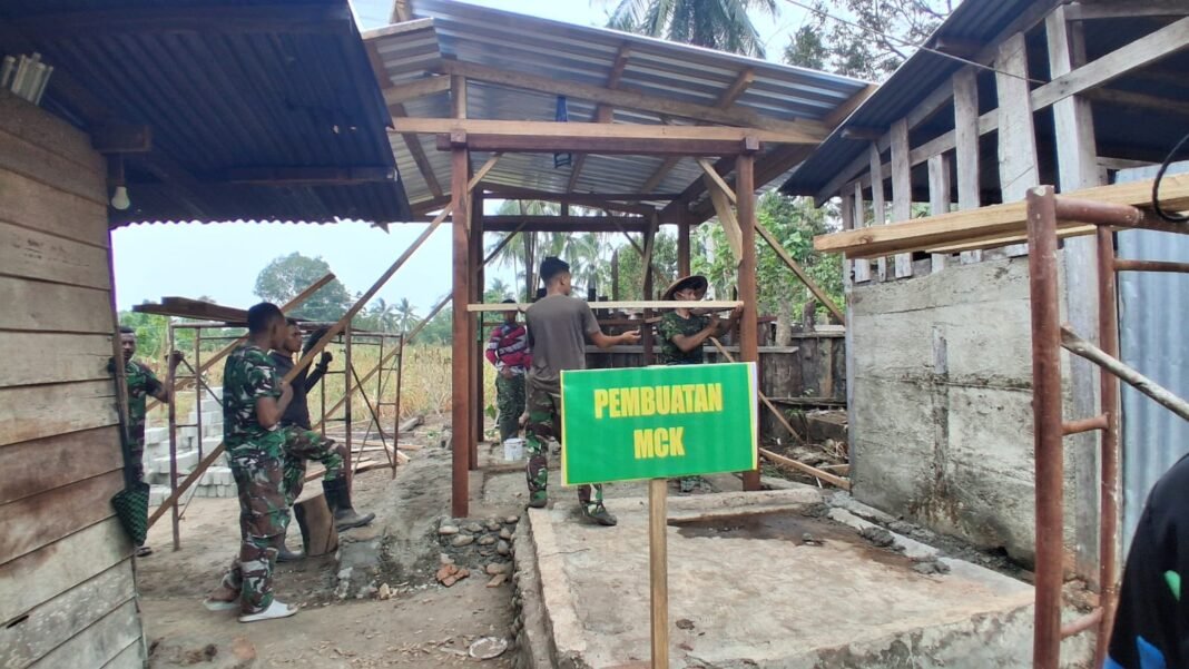 Kemanunggalan TNI dan Rakyat dalam TMMD ke-130 di Nabire