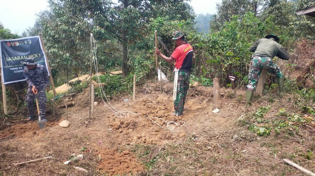 Program TMMD ke-130 Bantu Warga Desa Leboni dengan Pembangunan MCK