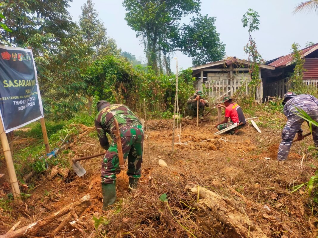 Satgas TMMD Poso Mulai Pembangunan MCK untuk Warga Desa Leboni