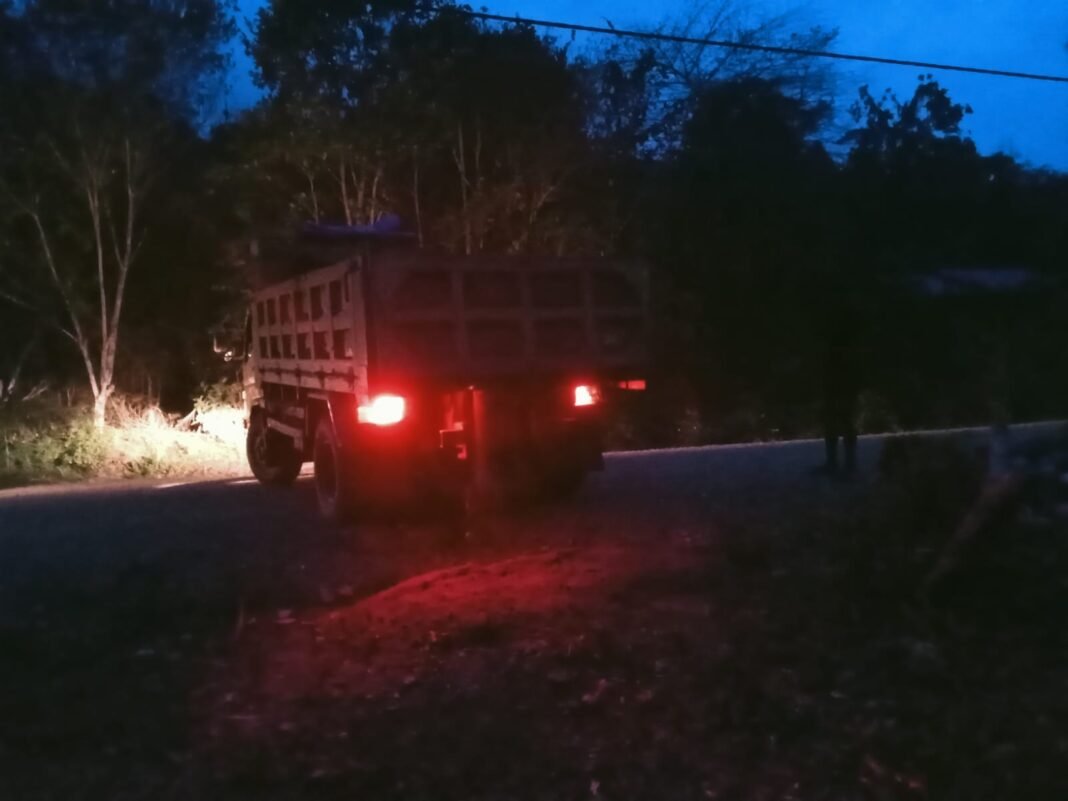Kegiatan Malam Prajurit Satgas TMMD Kodim 1808/Mansel di Yamboi