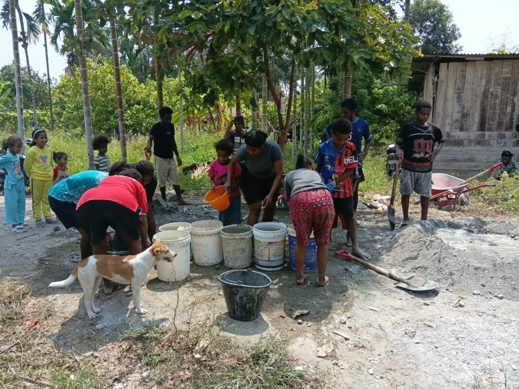 Mama-Mama Papua: Kontributor Penting dalam TMMD ke-130