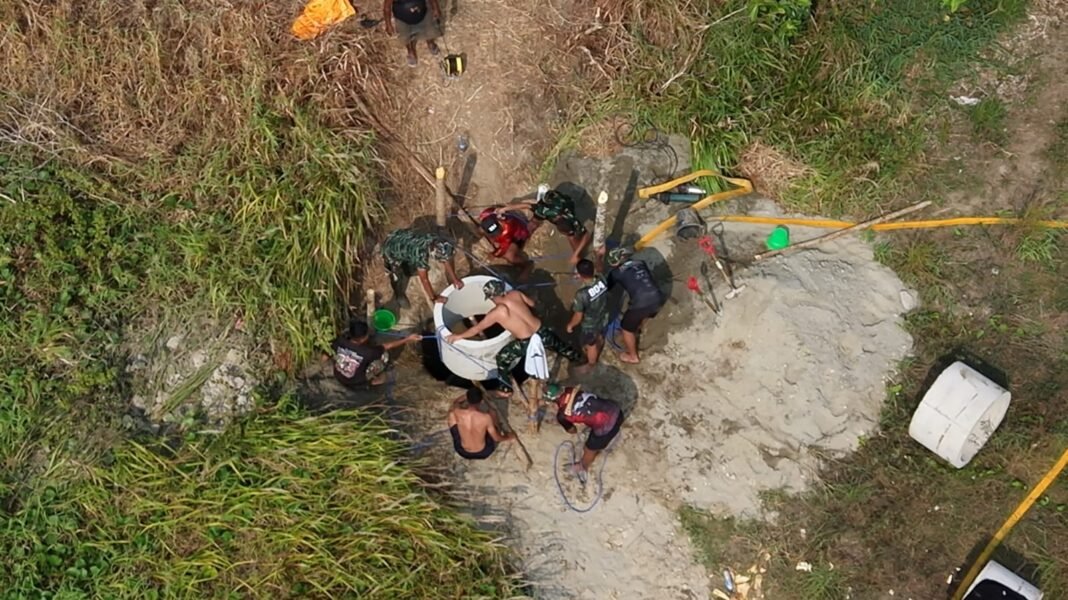 Air Bersih Tercipta, Satgas TMMD Ke-130 Rampungkan Sumur di Puskesmas Wanggar Sari