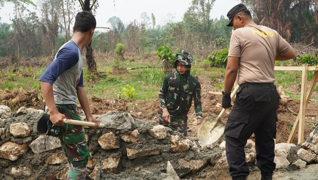 Penguatan Kolaborasi TNI dan Polri dalam TMMD Ke-130 di Luwu Timur